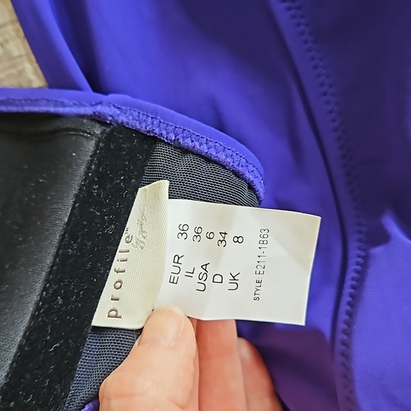 Purple bikini - Picture 5 of 9